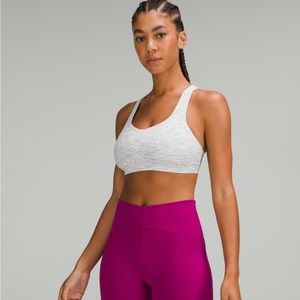 Lululemon Free To Be Serene Bra